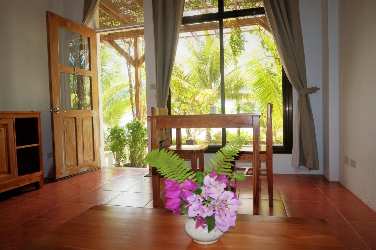 Island View Beachfront Resort Anda  Εξωτερικό φωτογραφία